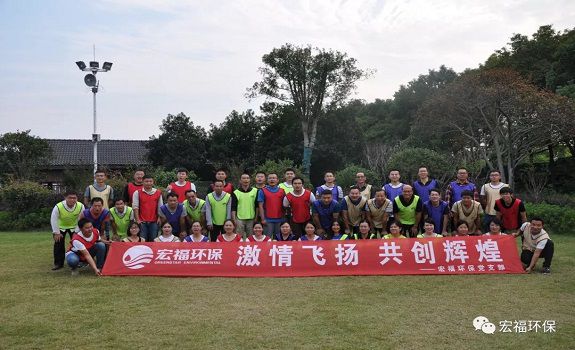 �����������Ի� | �긣����ʮ���Ŷ���չ�Բ����Ļ